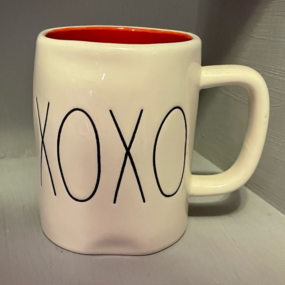 Rae Dunn “Xoxo” mug